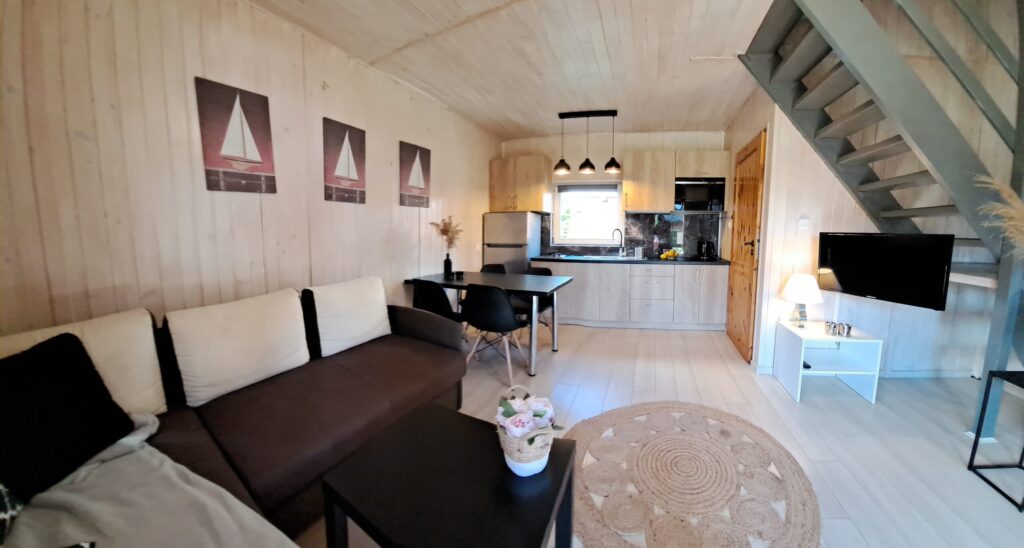 Domek drewniany 6-osobowy