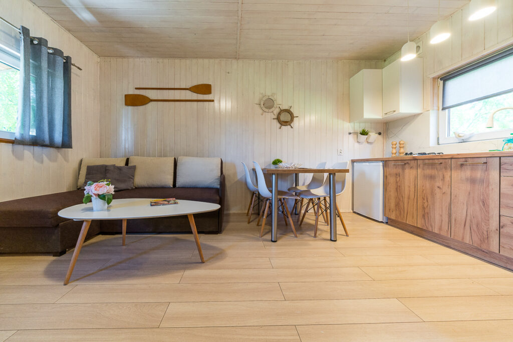 Domek drewniany 6-osobowy