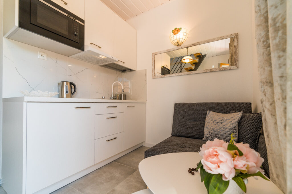 Apartament dwupoziomowy 3-osobowy z balkonem