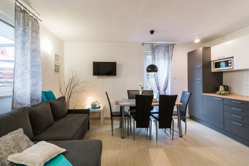 Domek bliźniak 8-osobowy