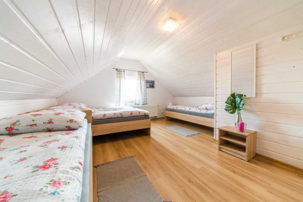 Apartament dwupoziomowy 4 osobowy