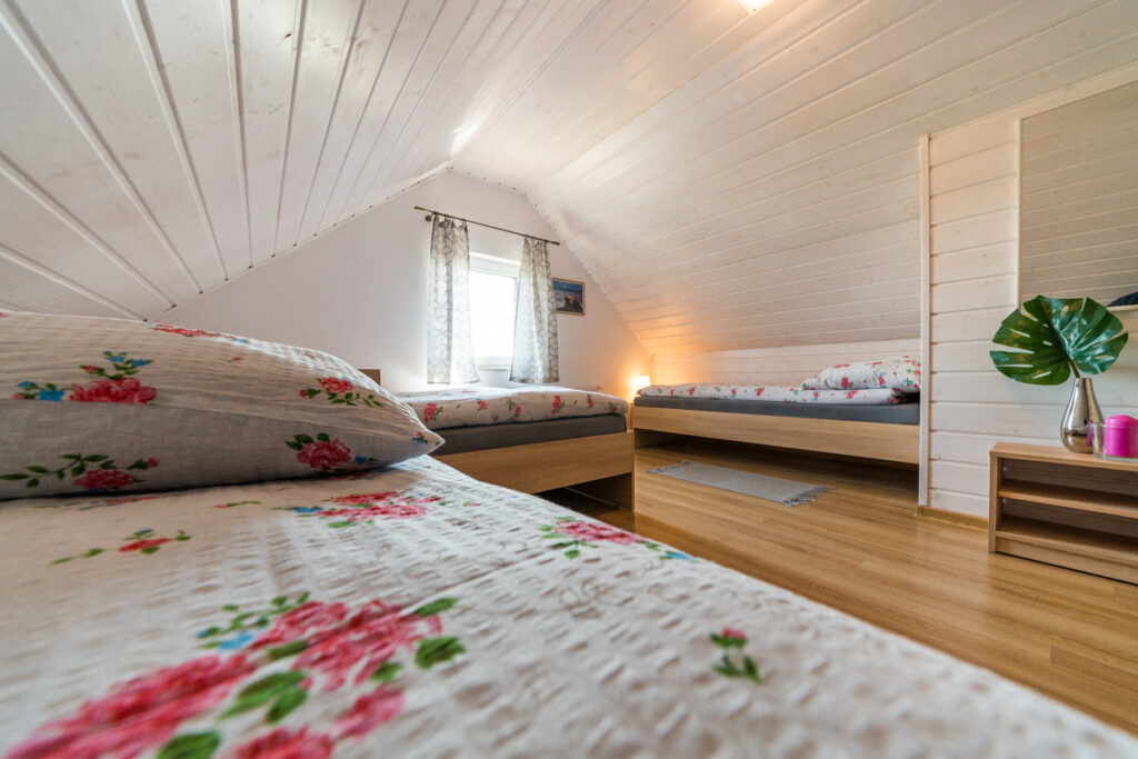 Apartament dwupoziomowy 4 osobowy